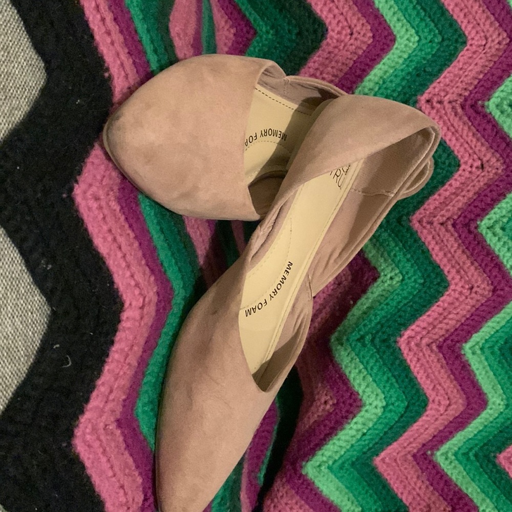 Time and tru flats barely worn in great condition